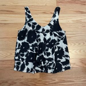 Gorgeous flower print tank top